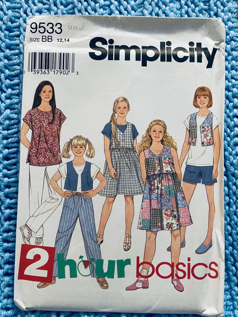 Simplicity Sewing pattern 9533 girls jumper top skirt pant